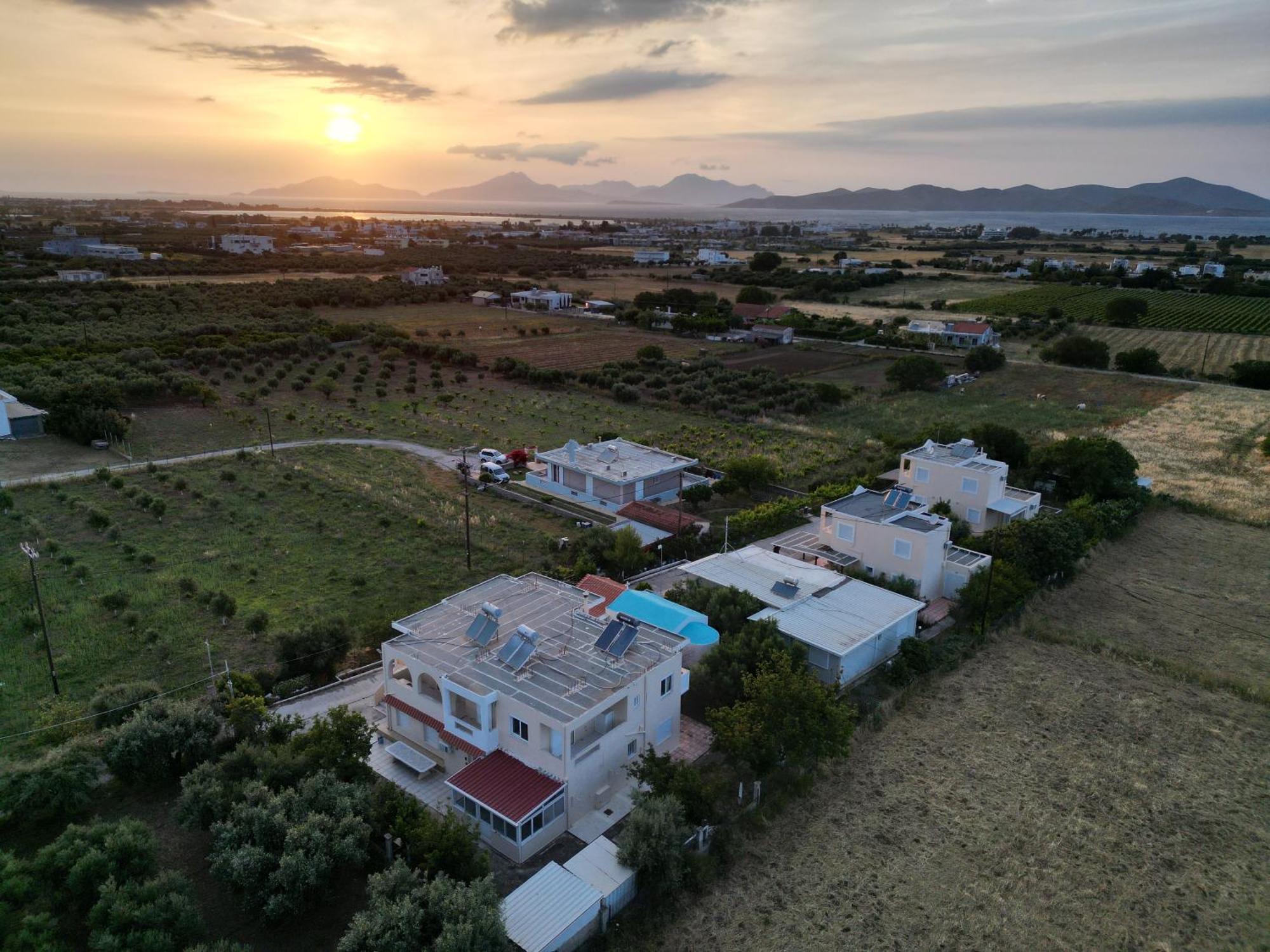 Family Friendly Apartment, In Nature, With Yard "5" Ziparion Экстерьер фото